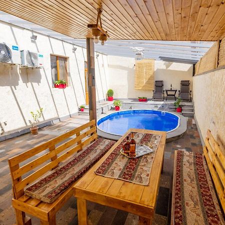 Bed and Breakfast Our House Vagharshapat Экстерьер фото