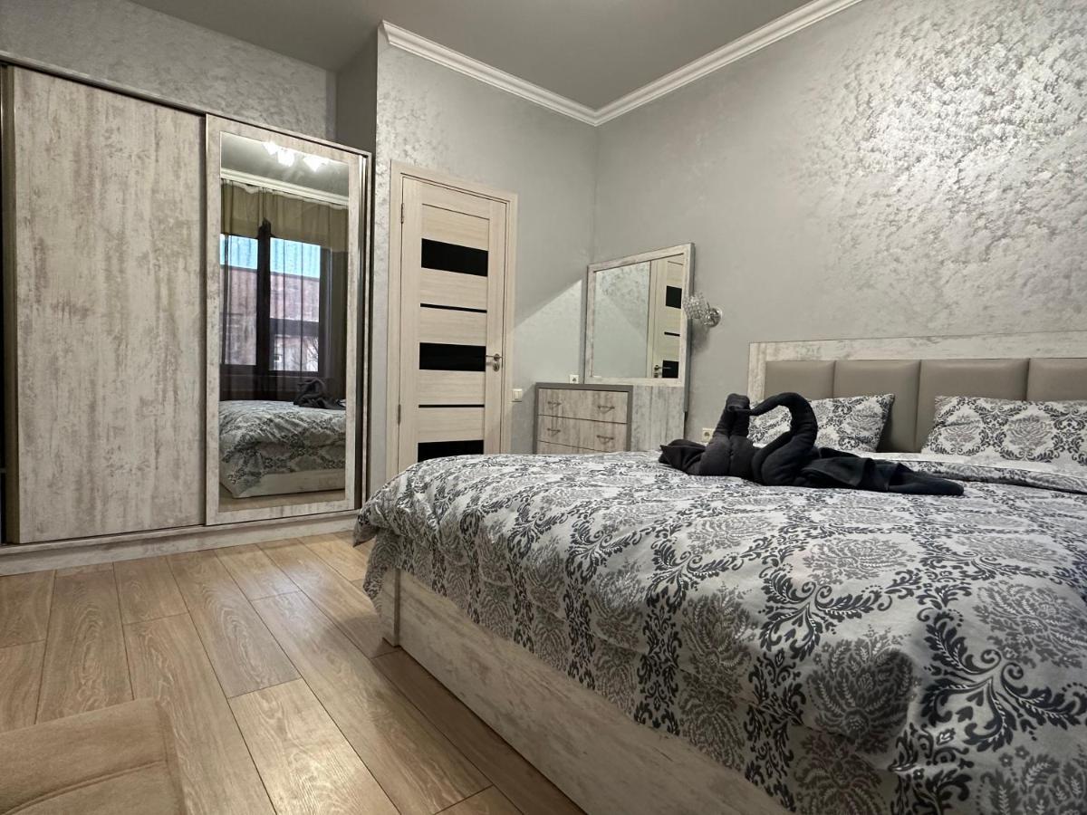 Bed and Breakfast Our House Vagharshapat Экстерьер фото